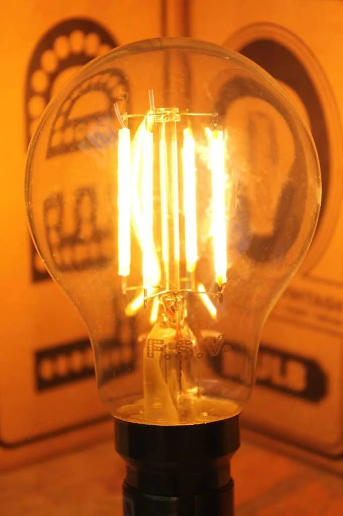 4W E27 24V AC/DC Filament LED A60 Round 2200K Bulb - Image 3