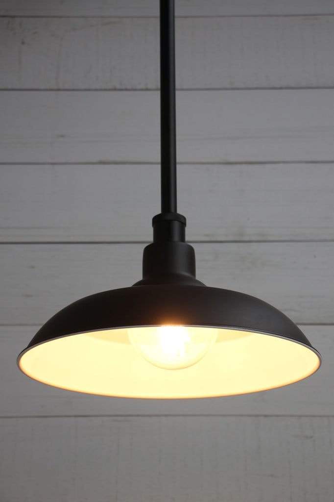 Bullpit Rod Pendant - Image 4