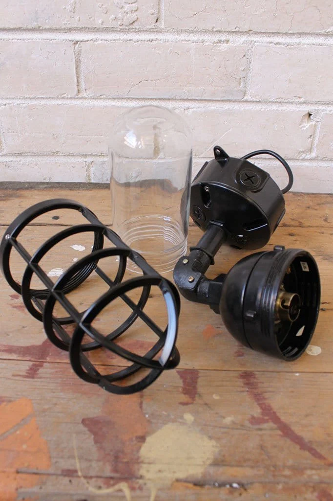 Bunker Cage Wall Light - Image 10