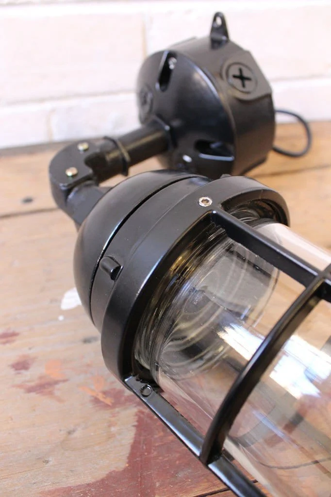 Bunker Cage Wall Light - Image 7