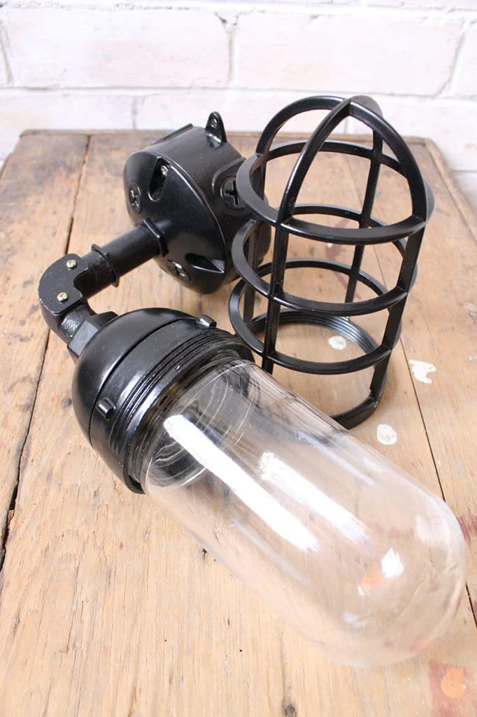 Bunker Cage Wall Light - Image 8
