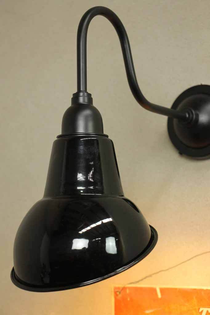 Leeds Classic Wall Sign Light - Image 6