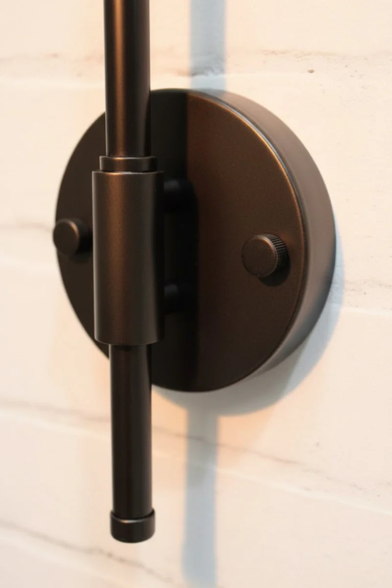 Como Glass Adjustable Swivel Arm Wall Light - Image 10