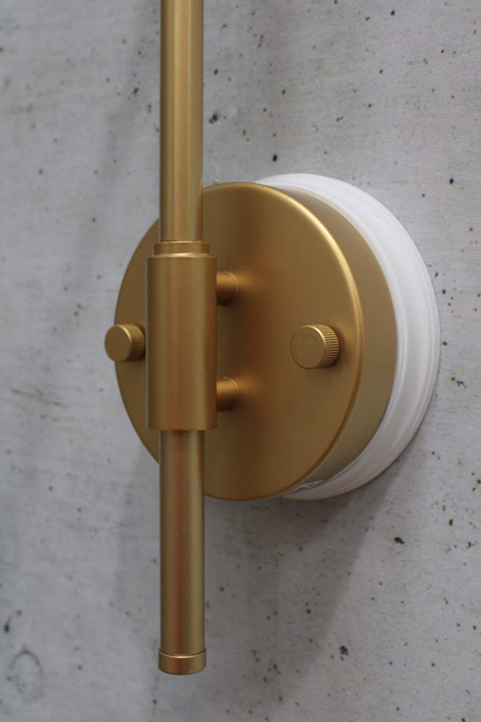 Como Glass Adjustable Swivel Arm Wall Light - Image 15