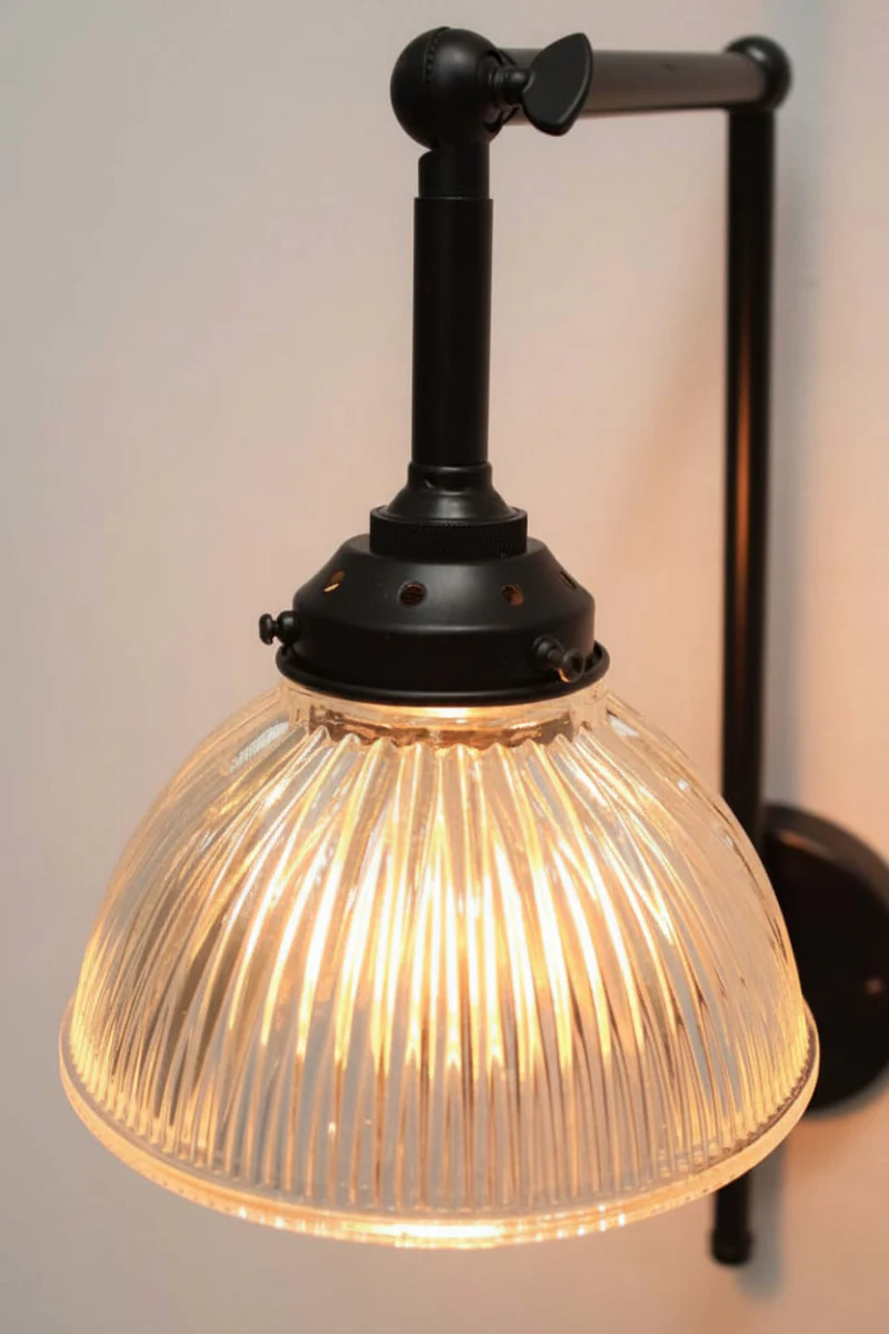 Como Glass Adjustable Swivel Arm Wall Light - Image 3