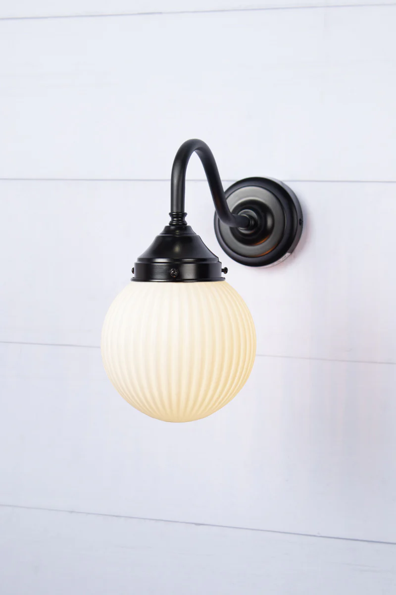 Dakota Reeded Glass Exterior Light - Image 14