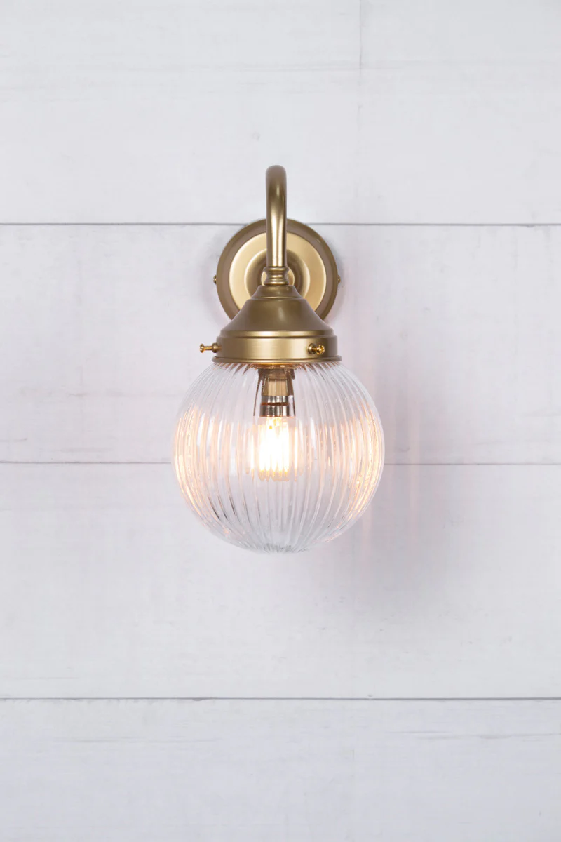 Dakota Reeded Glass Exterior Light - Image 3