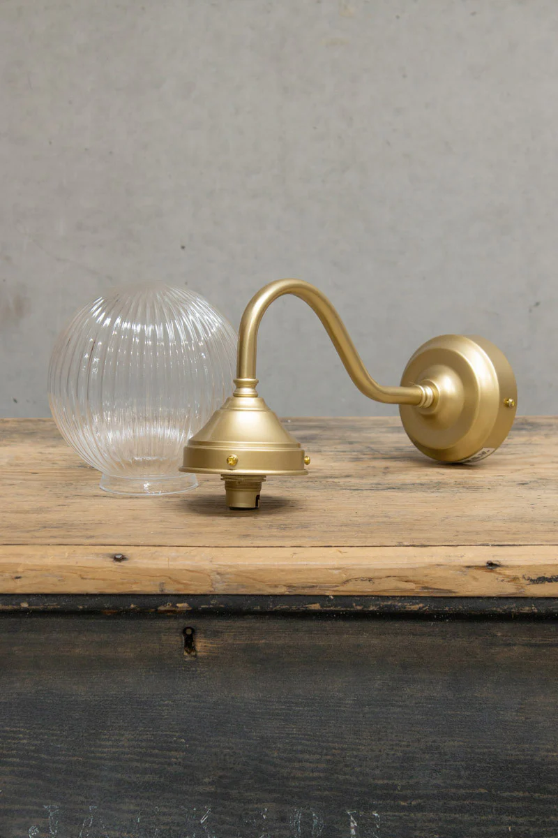 Dakota Reeded Glass Exterior Light - Image 5