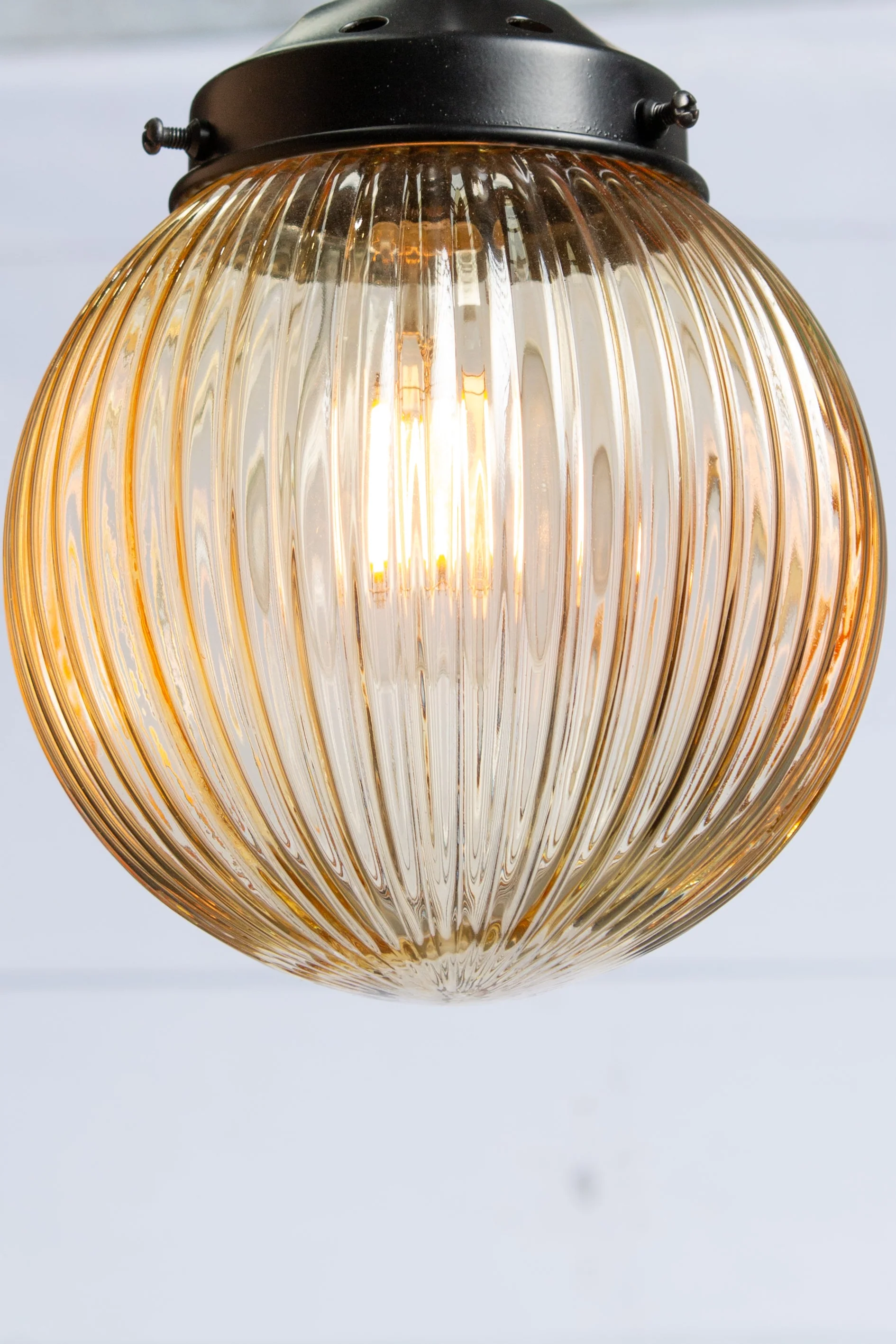 Dakota Reeded Glass Trapeze Pendant Light - Image 11