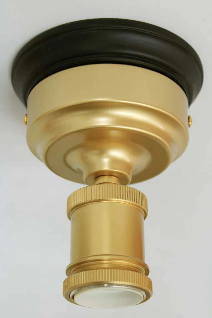 Flush Mount E27 Metal Lampholder - Image 9