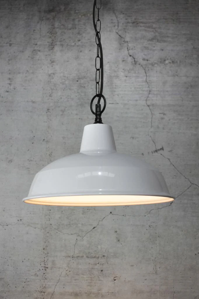 Industrial Warehouse Chain Pendant Light - Image 5